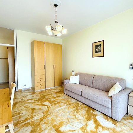 밀라노 Accomodo Mib27 Bivano Centrale 빌라 외부 사진